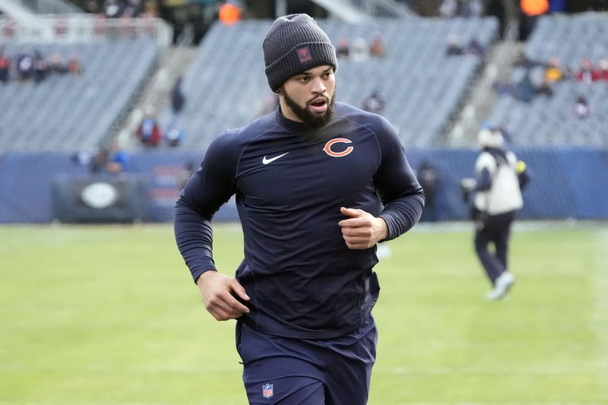 NFL fans react as Caleb Williams arrives in black outfit with signature matcha and wired earphones for Bears’ wild-card game