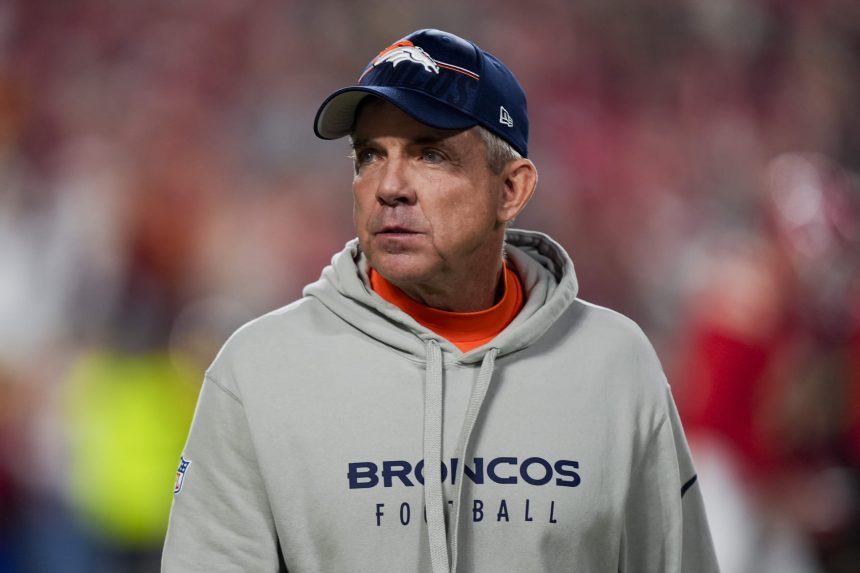 NFL fans rip Sean Payton’s “arrogance” for “not taking the points” as Denver lose vs. Patriots in AFCCG