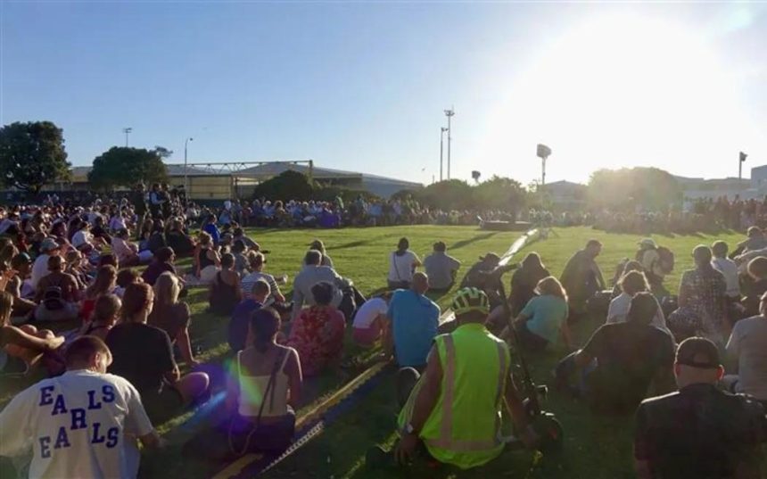 ‘NZ stands with you’: Vigil held for landslide victims