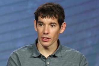 Netflix Postpones Alex Honnold ‘Skyscraper Live’ Climb Due to Weather