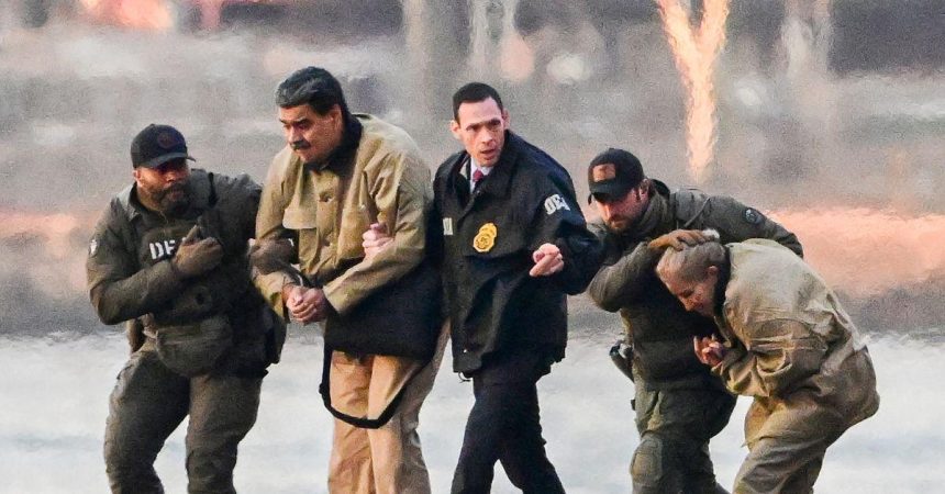 Nicolás Maduro’s Outfit Changes & Demeanor Baffles Social Media Users