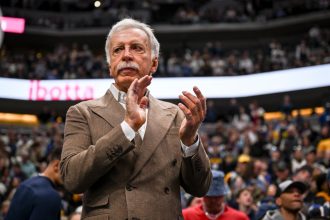 Nuggets owner Stan Kroenke becomes largest private landowner in the U.S.