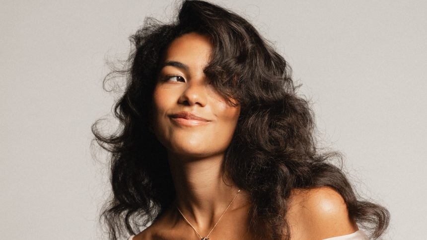 Olivia Dean Named Billboard’s 2025 Rookie Of The Year