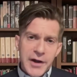 ‘Overreacting’: Ex-FBI Official Rips Trump Admin’s ‘Asinine’ Excuses For ICE Shooting