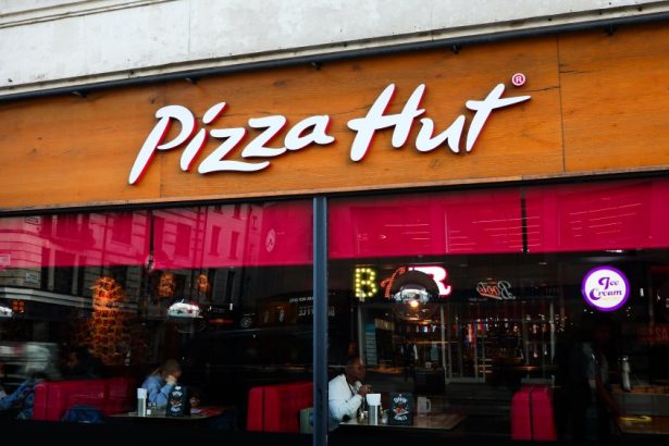 Pizza Hut Will Stop Advertising in Super Bowl Pre-Game