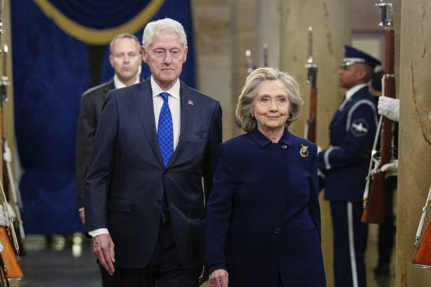 Republicans say Clintons risk contempt of Congress over Epstein depositions : NPR