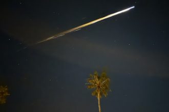 Seismometers can track falling space junk