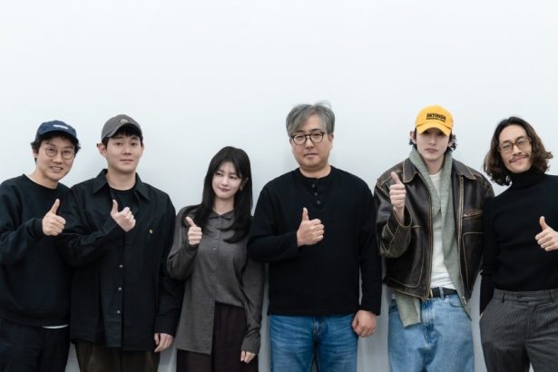 ‘Squid Game’ Creator Hwang Dong-hyuk Sets Netflix Series ‘The Dealer’