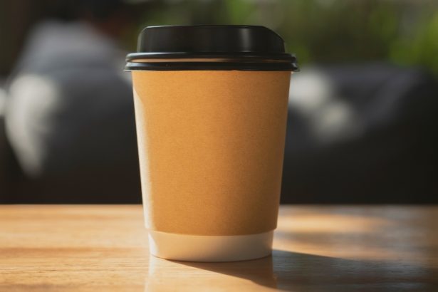 Takeaway Coffees May Contain Thousands of Microplastic Fragments, Study Warns : ScienceAlert