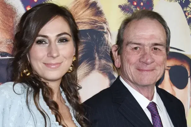 Tommy Lee Jones’ Friends ‘Terrified’ Victoria Would Become ‘Next Nick Reiner’
