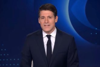 Tony Dokoupil Mixes Up Segment Transition in ‘CBS Evening News’ Debut