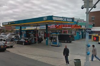 Violent robbery pair slashes NYC deli worker on head during stick-up – all for  soda bottle: cops, sources