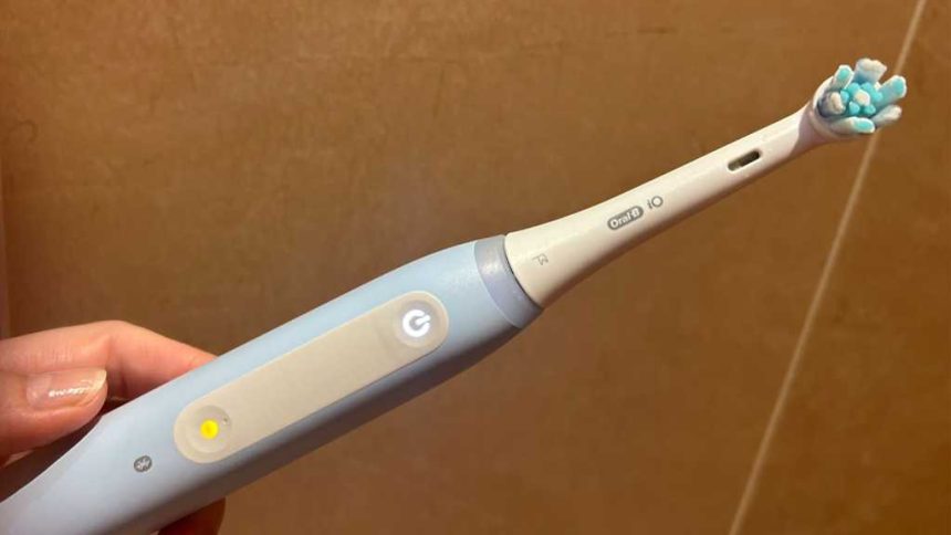 What Does a Yellow Light on My Oral-B iO Mean and How Can I Fix It?