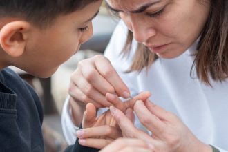 What to Do (And Not Do) When You Have a Splinter : ScienceAlert