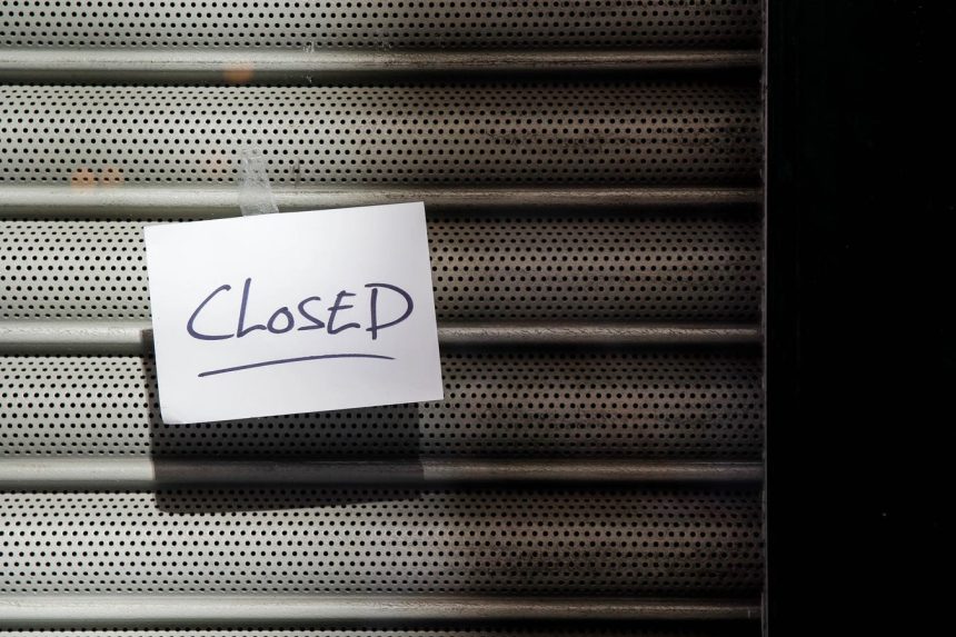 Why Pharmacies Like Walgreens, Rite Aid And Independents Are Dying