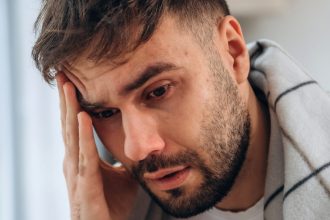 Why You Always Seem to Get Sick Just as Your Holiday Begins : ScienceAlert