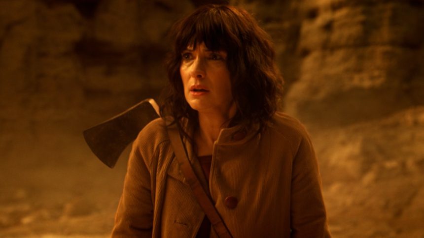 Winona Ryder on Stranger Things Finale and Joyce’s Ax Beheading Vecna