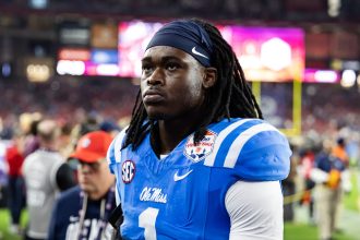fans buzz as Ole Miss edge Princewill Umanmielen makes last-minute transfer portal move