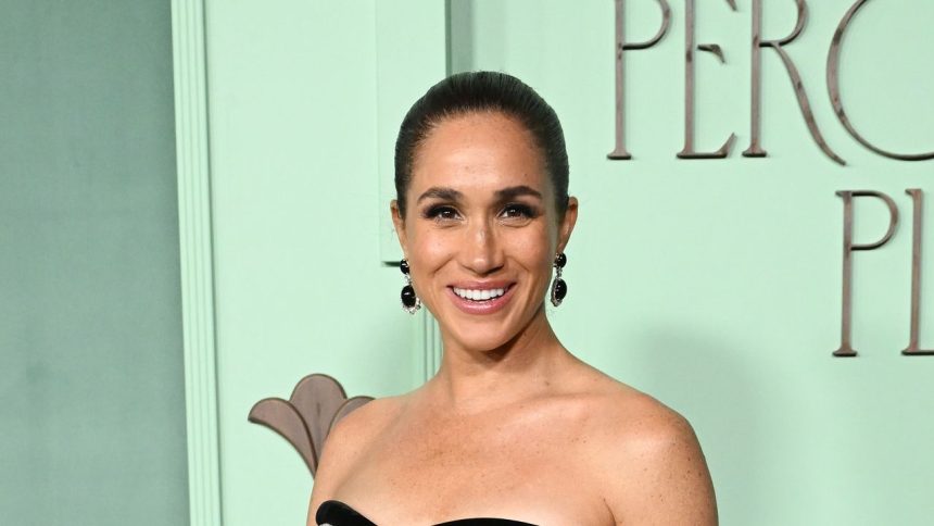 Meghan Markle Embraces Old Hollywood Glamour To Go Solo at the Fifteen Percent Pledge Gala