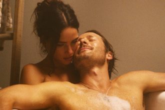 5 Great Netflix Movies to Watch on Valentine’s Day: Titanic, Hit Man and More