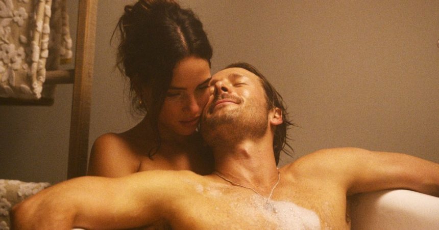 5 Great Netflix Movies to Watch on Valentine’s Day: Titanic, Hit Man and More