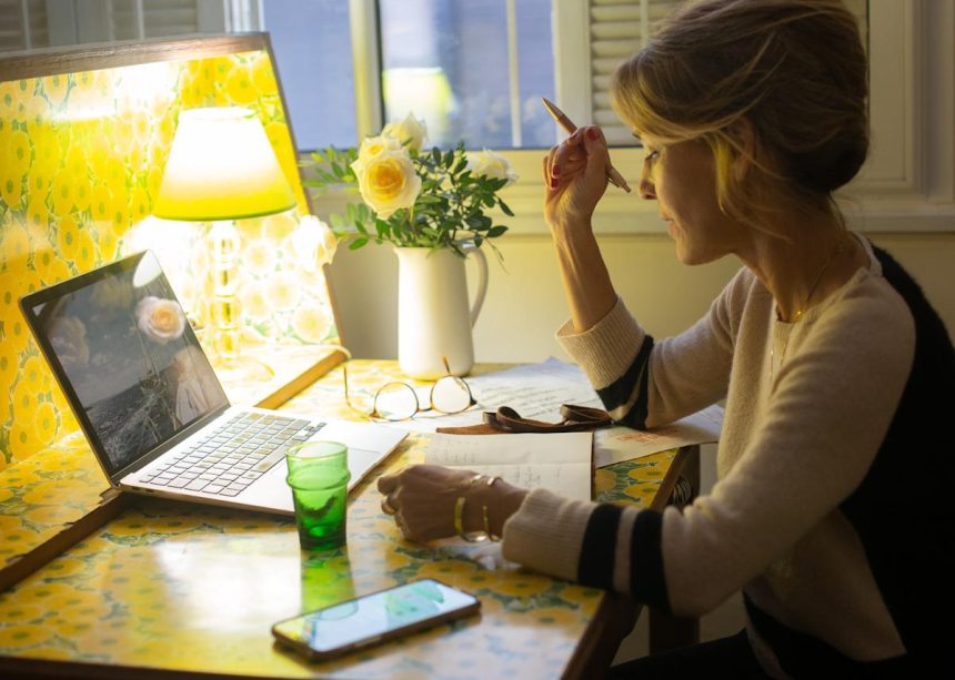 6 lucrative work-from-home side hustles