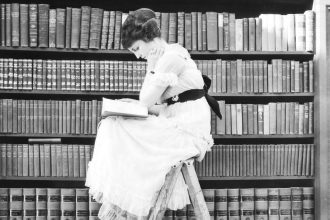 8 romance novels for readers who love science, too