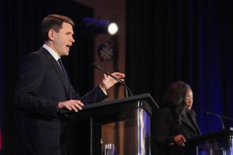 A 'mediocre' comment has put Talarico's Texas Senate campaign in the hot seat