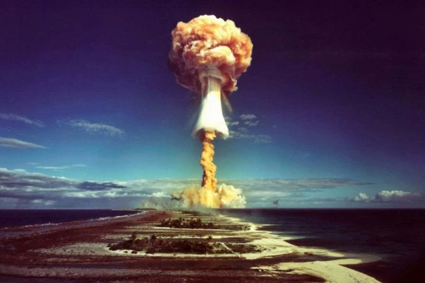 AIs can’t stop recommending nuclear strikes in war game simulations