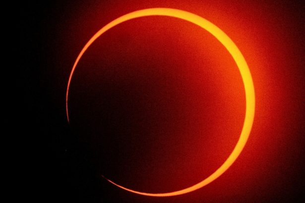 Antarctica Will See a Rare ‘Ring of Fire’ Solar Eclipse This Week : ScienceAlert