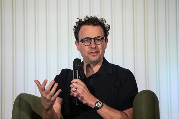 Anthropic CEO stands firm as Pentagon deadline looms