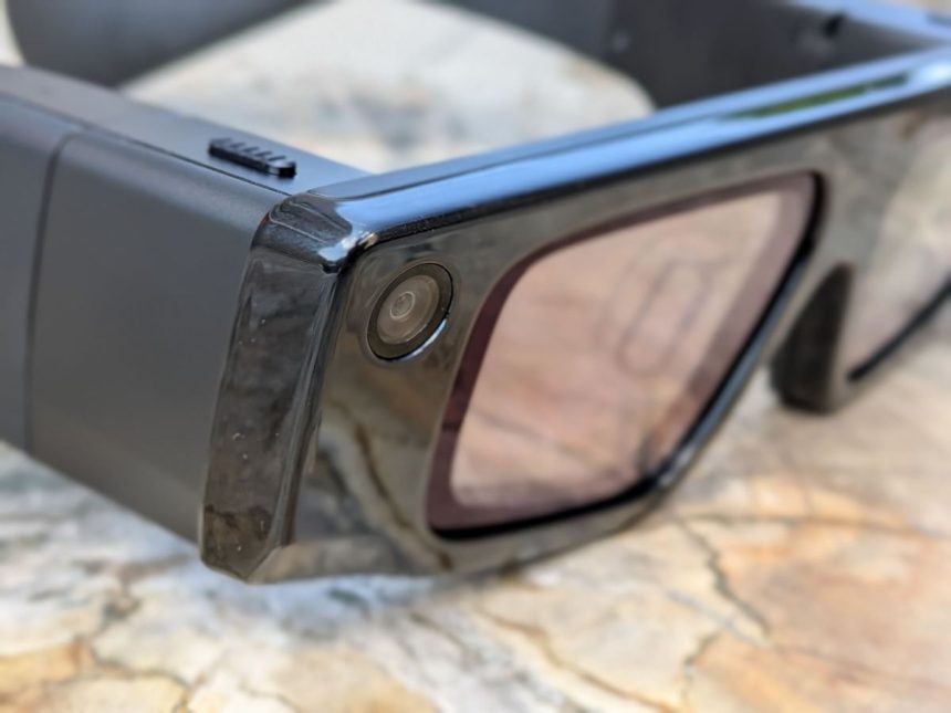 At a critical moment, Snap loses a top Specs exec