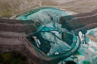 Aussie farmers sue mining giant over alleged ‘toxic trifecta’