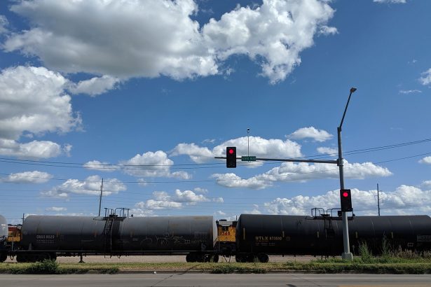 Biofuel Incentives in Flux: Interactions Between Federal and California Policy