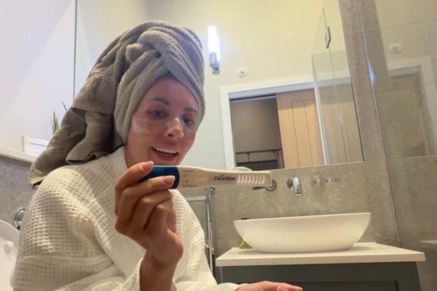 Bonnie Blue Pregnancy Announcemnet Receives Backlash After Sext Stunt