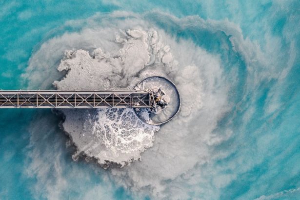 Breakthrough Water Filter Removes ‘Forever Chemicals’ 100x Faster Than Carbon : ScienceAlert