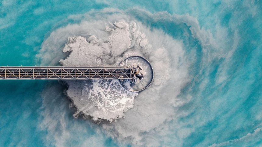 Breakthrough Water Filter Removes ‘Forever Chemicals’ 100x Faster Than Carbon : ScienceAlert