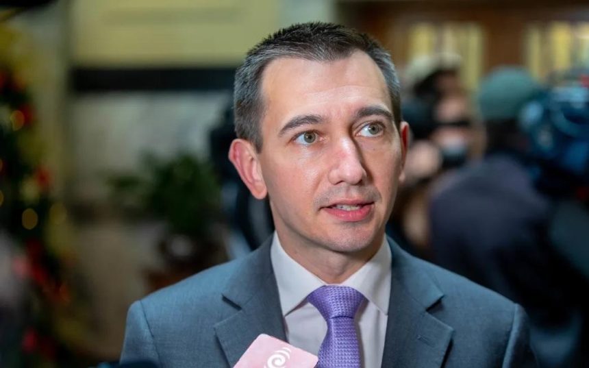 ‘Faster and more efficient’: AI scribe tool being used in emergency departments