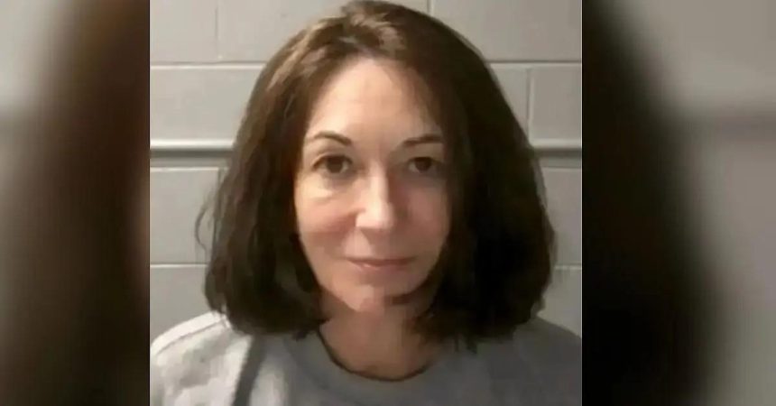 Ghislaine Maxwell Will Spill Her Secrets If Trump ‘Grants Her Clemency’