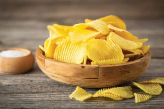 Giant snack company closes key distribution centers, lays of 100s