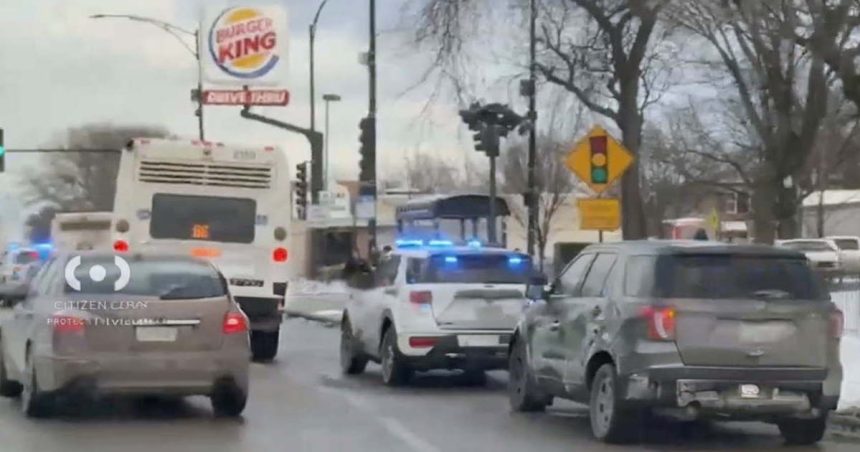 Gunshot injures two during fight on CTA bus