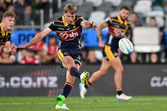 Highlanders upset Crusaders with late Millar penalty