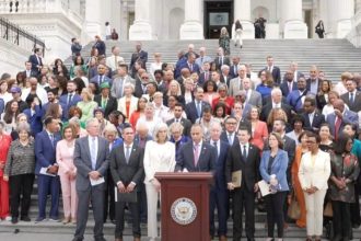 House Democrats Say ‘Hell No’ To Funding ICE