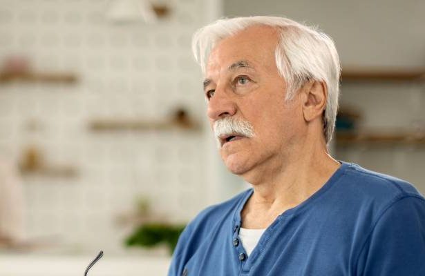 I’m 63 with 0K saved for retirement, but I can’t stop checking my balance. How can I fix my financial anxiety?