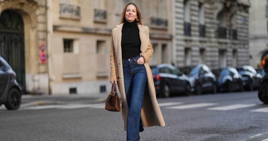 I’m a Jeans Snob — And Even I Love These Curve-Slimming Pairs