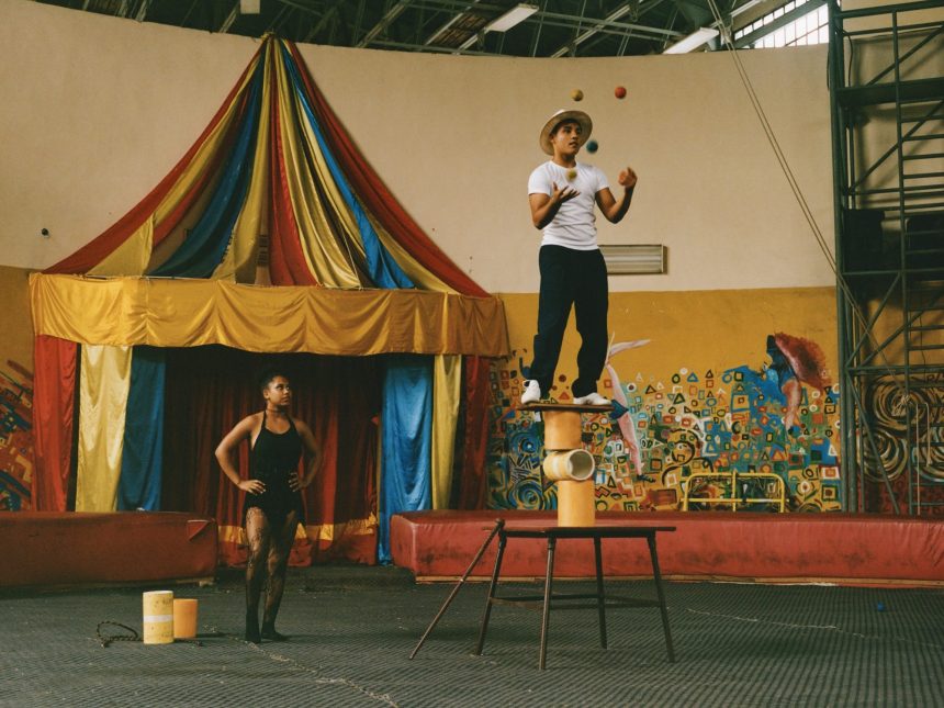 Inside the Havana School for Cuban Circus Performers — Colossal