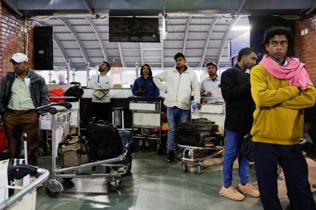 Iran strikes unleash global travel chaos