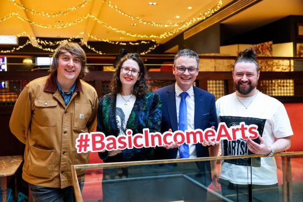 Ireland Makes Basic Income Program for Artists Permanent