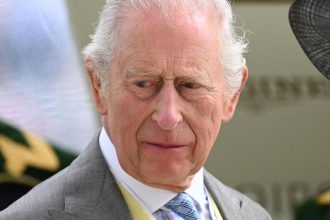 King Charles Urged to Give Speech to the World After Brother’s Arrest