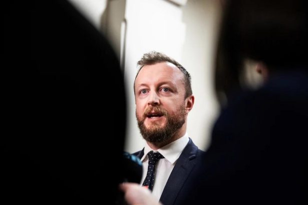 Labour MP booted from the House after challenging Speaker